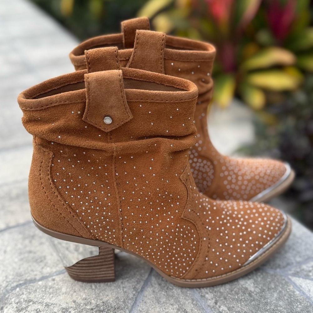 Gianni Bini Western Suede Ankle Boots with Studs Size 9M - Picture 3 of 14